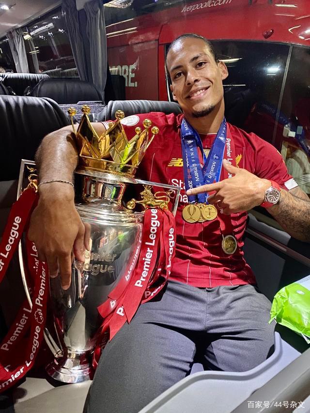 关于波尔图险胜切尔西，范戴克乌龙送礼欧冠的信息