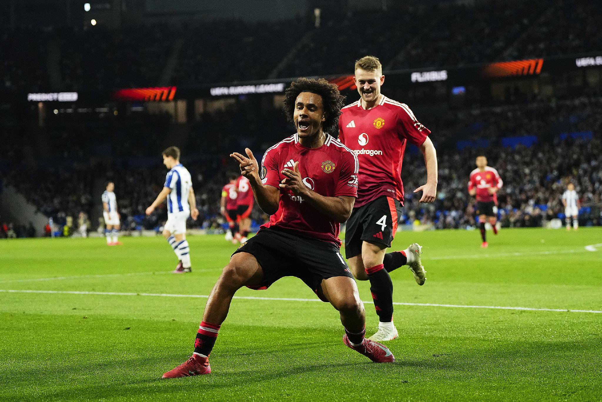 华体会登录-AC米兰战平曼联，梅西梅开二度欧联杯的简单介绍